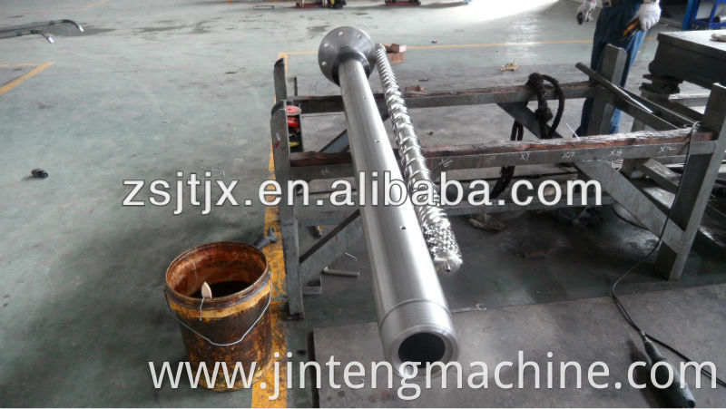 HDPE Blow Molding Application Screw Barrel / HDPE Single Screw Blow Molding Machinery / High Speed Single Screw